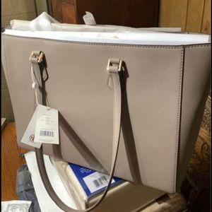 Brand New Tory Burch Robinson Tote Bag